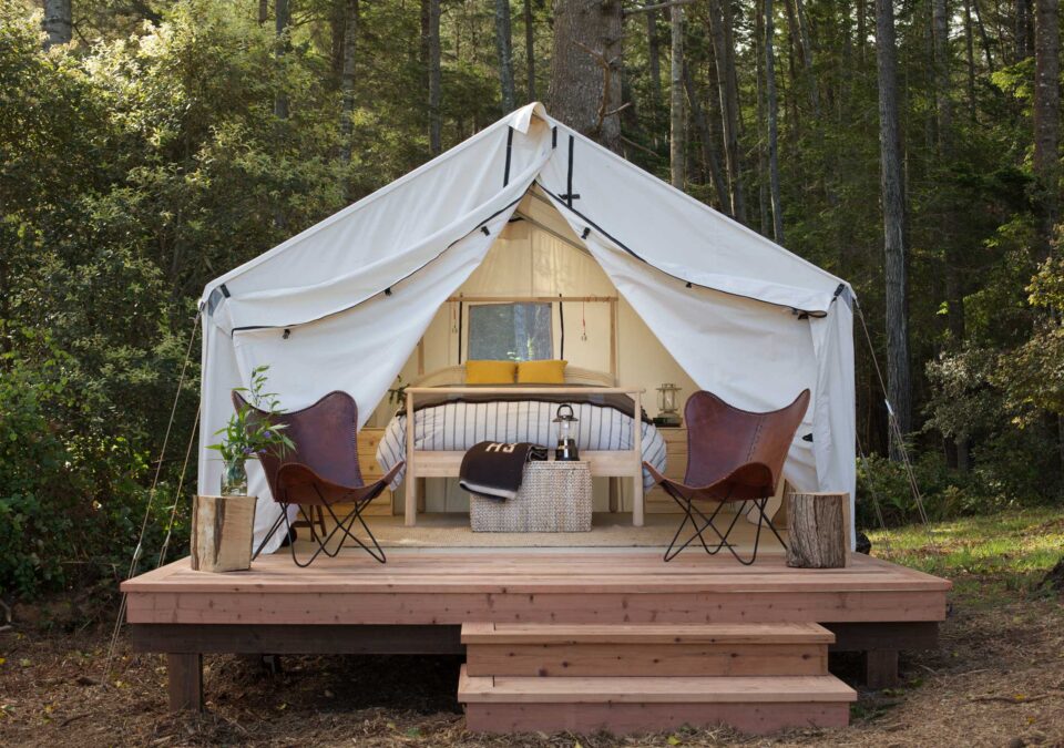 Nature in Style: Exploring the Concept of Glamping